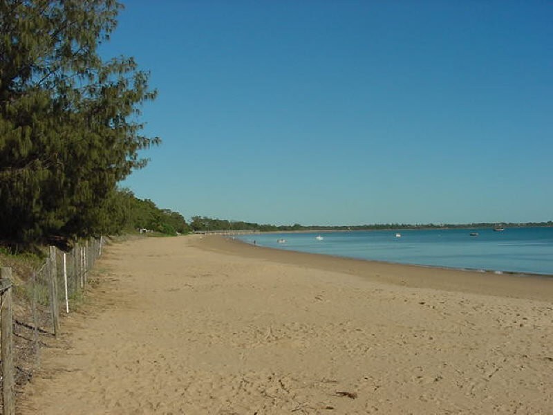 2/436 Charlton Esplanade, Torquay QLD 4655