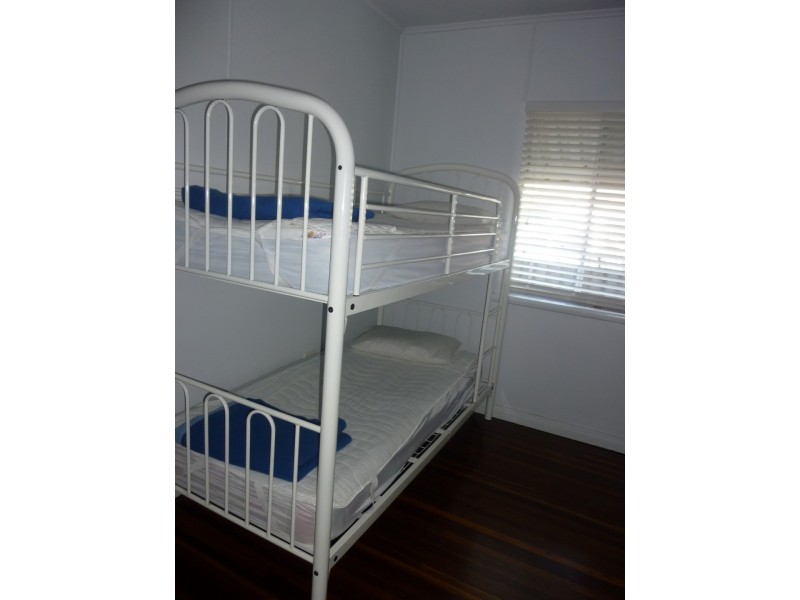 13 Pine Street, Torquay QLD 4655