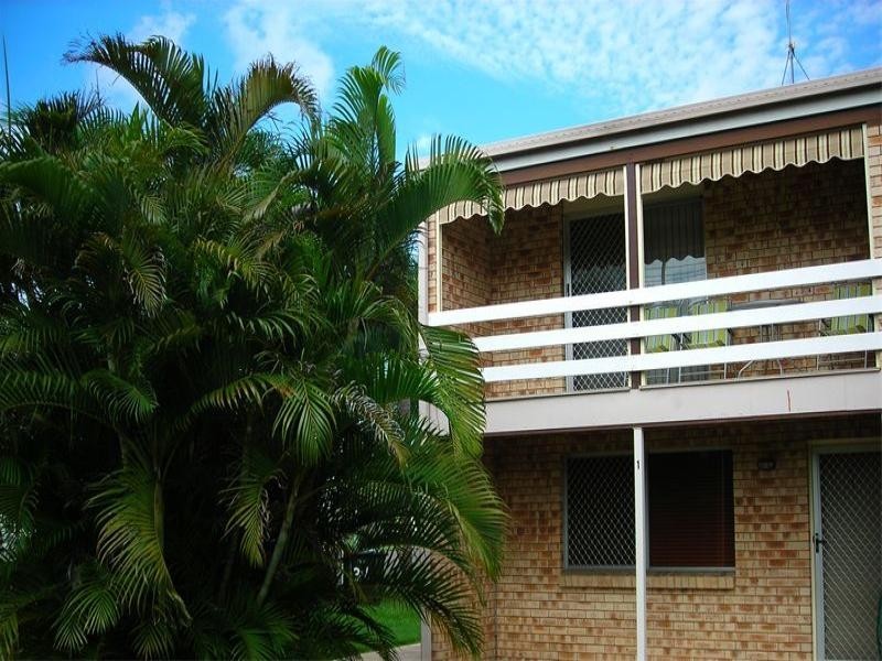 1/1 King Street, Urangan QLD 4655
