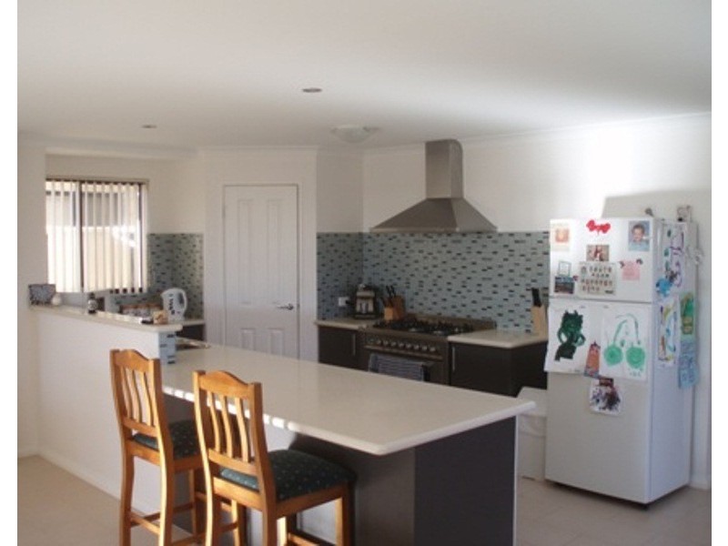 25 Marathon Loop, Madeley WA 6065