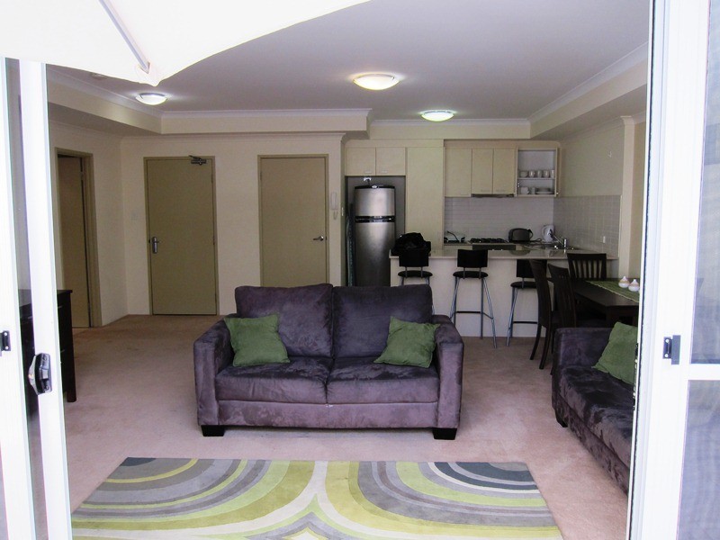 8/76 Newcastle Street, Perth WA 6000