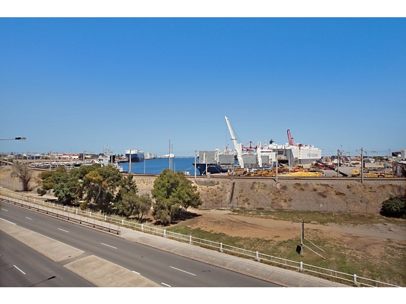 9/10 Kwong Alley, North Fremantle WA 6159