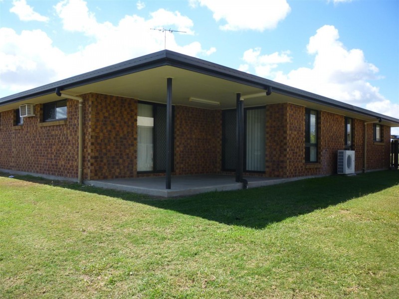 16 Annie Close, Gracemere QLD 4702