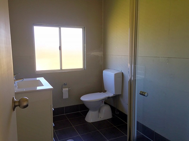 64 Arthur Street, Gracemere QLD 4702