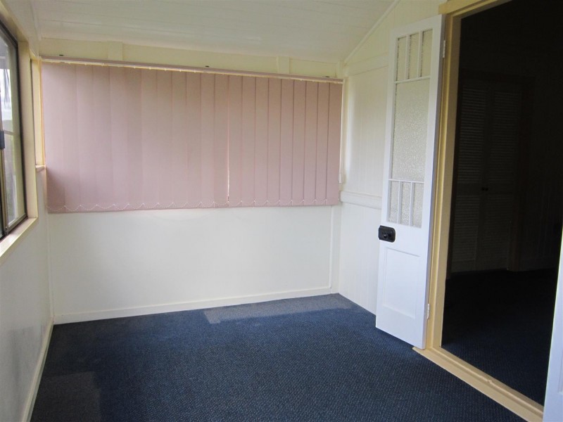 13 Dee Street, Mount Morgan QLD 4714