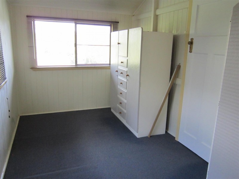 13 Dee Street, Mount Morgan QLD 4714