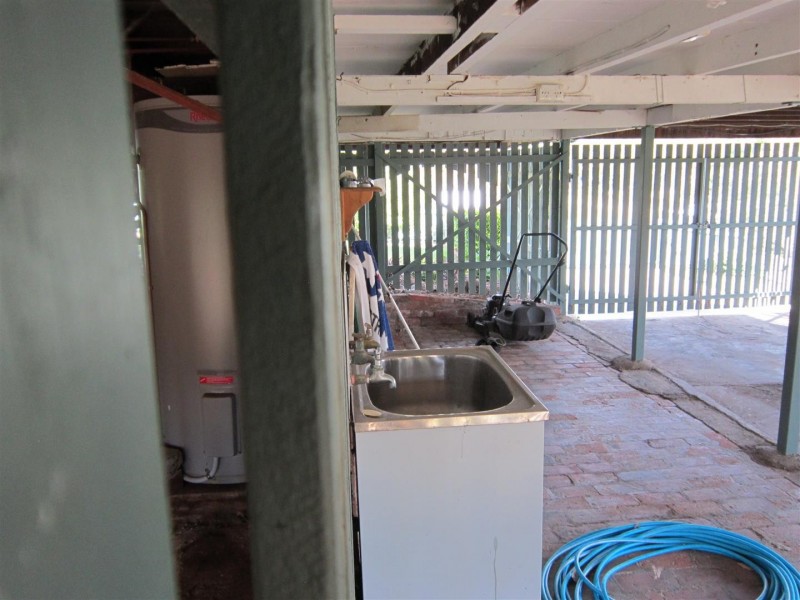 13 Dee Street, Mount Morgan QLD 4714