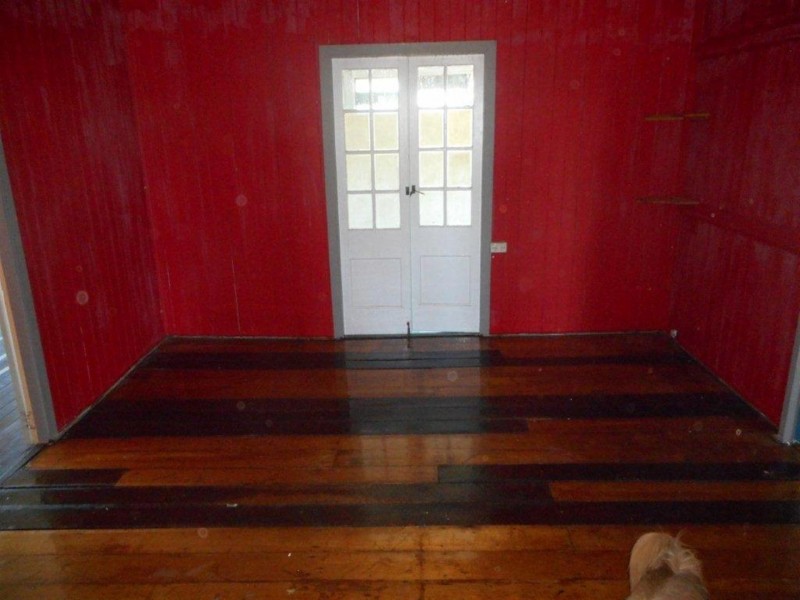 18 Normanby Street, Dingo QLD 4702