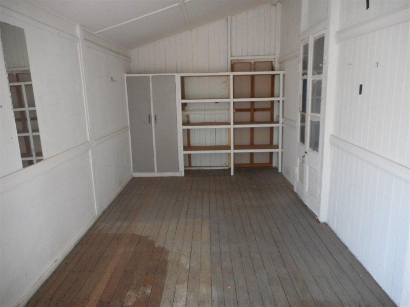 18 Normanby Street, Dingo QLD 4702