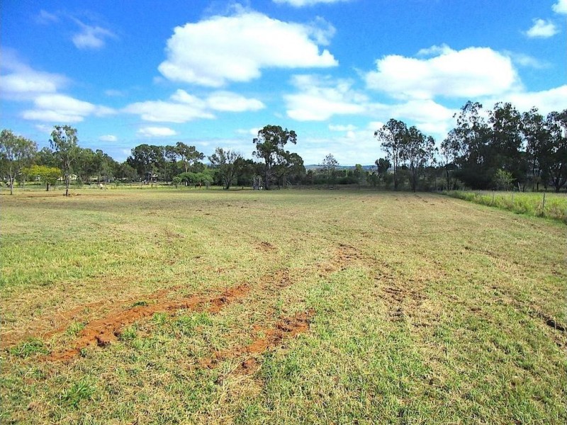 53 Douglas Street, Gracemere QLD 4702