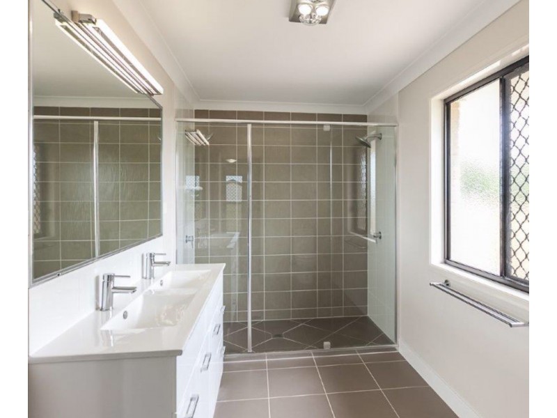 7 Bryce Court, Gracemere QLD 4702