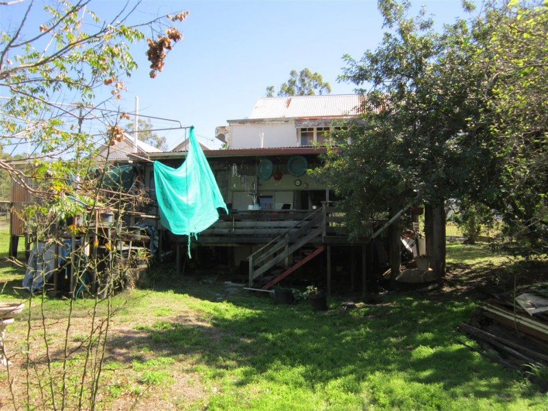 20 Creek Street, Baree QLD 4714