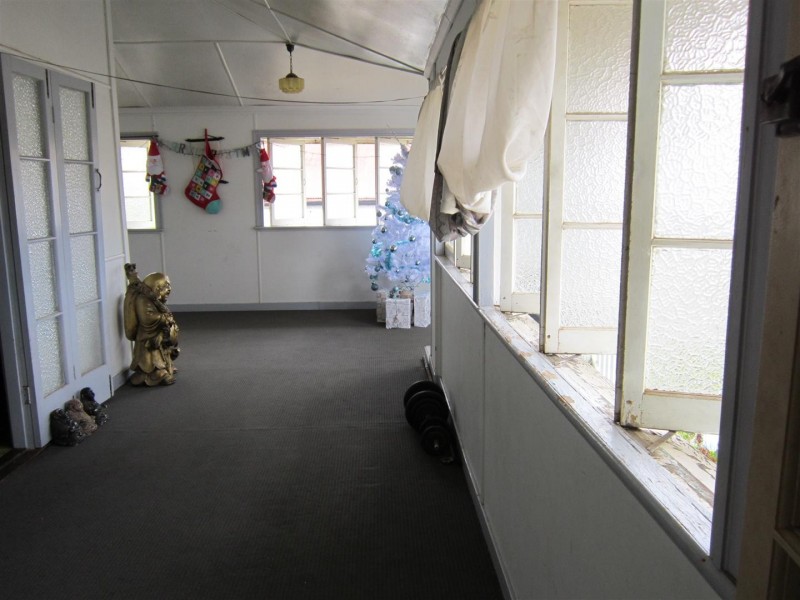 44 Dee Street, Mount Morgan QLD 4714