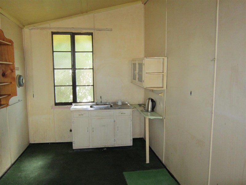 130 East Street, Mount Morgan QLD 4714