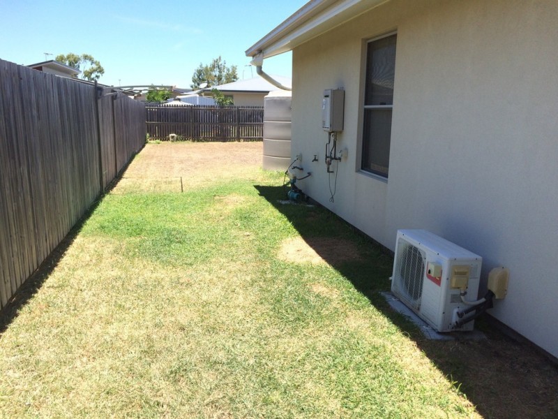 59 Middle Road, Gracemere QLD 4702