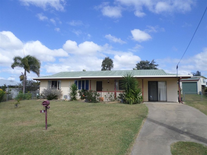 2 Schirmer Close, Gracemere QLD 4702