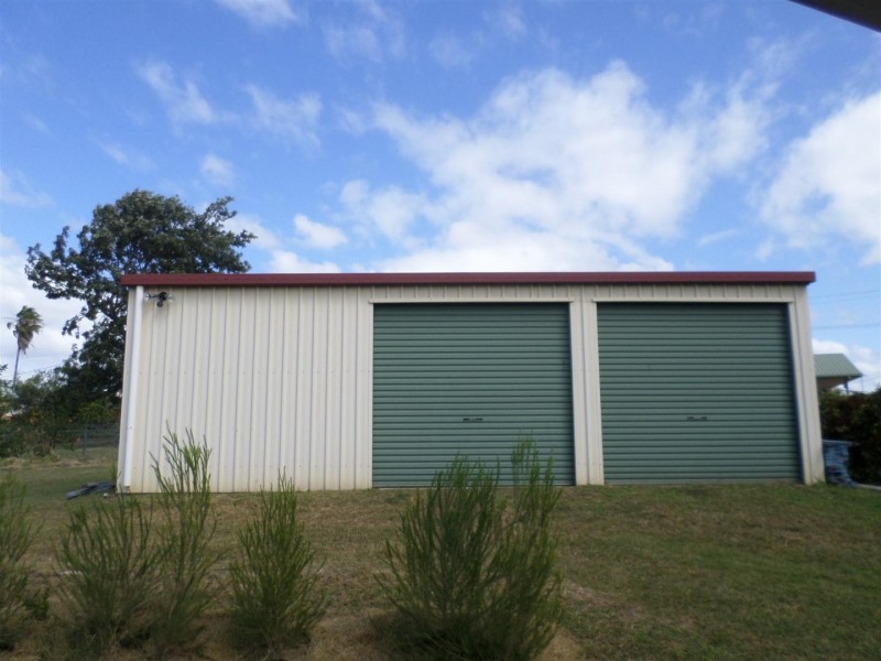 2 Schirmer Close, Gracemere QLD 4702