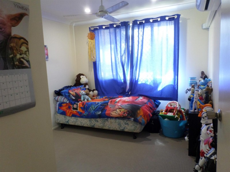 2 Schirmer Close, Gracemere QLD 4702