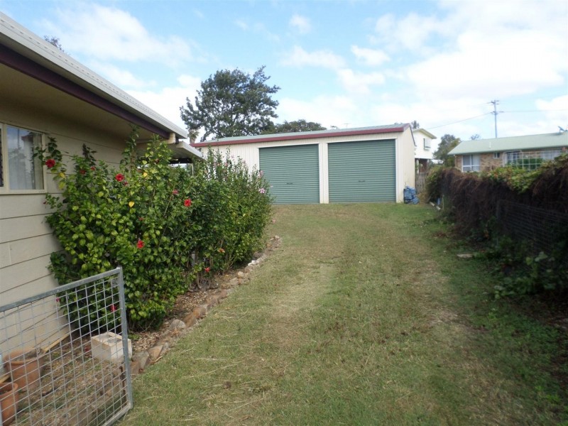 2 Schirmer Close, Gracemere QLD 4702