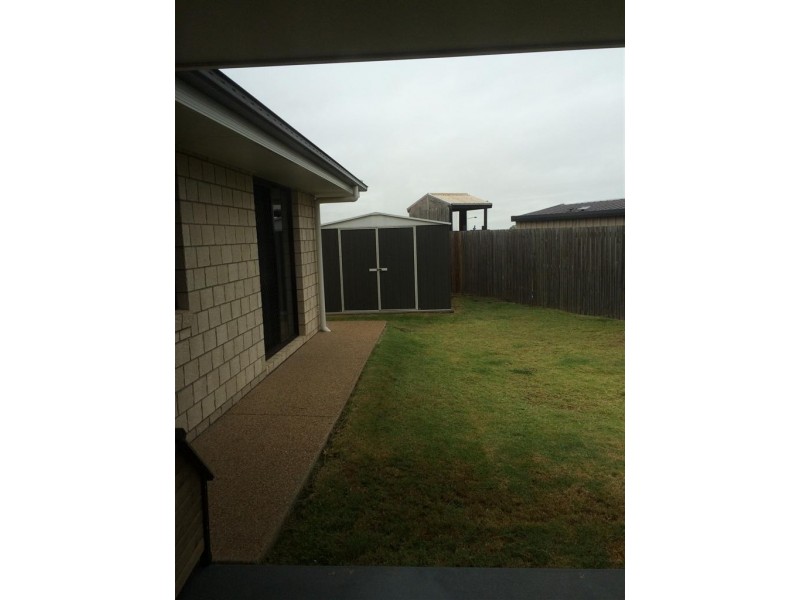 4 Burke and Wills Drive, Gracemere QLD 4702