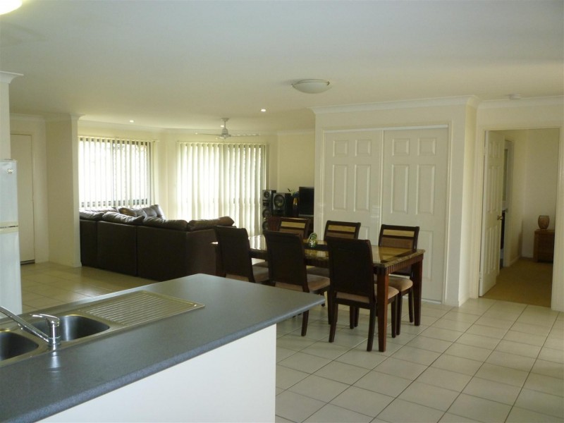 3 Riley Drive, Gracemere QLD 4702