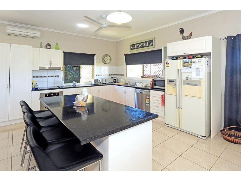 19 Janay Road, Kabra QLD 4702