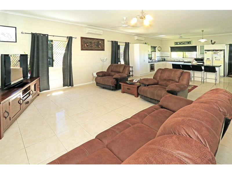 19 Janay Road, Kabra QLD 4702