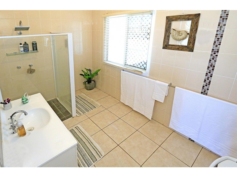 19 Janay Road, Kabra QLD 4702