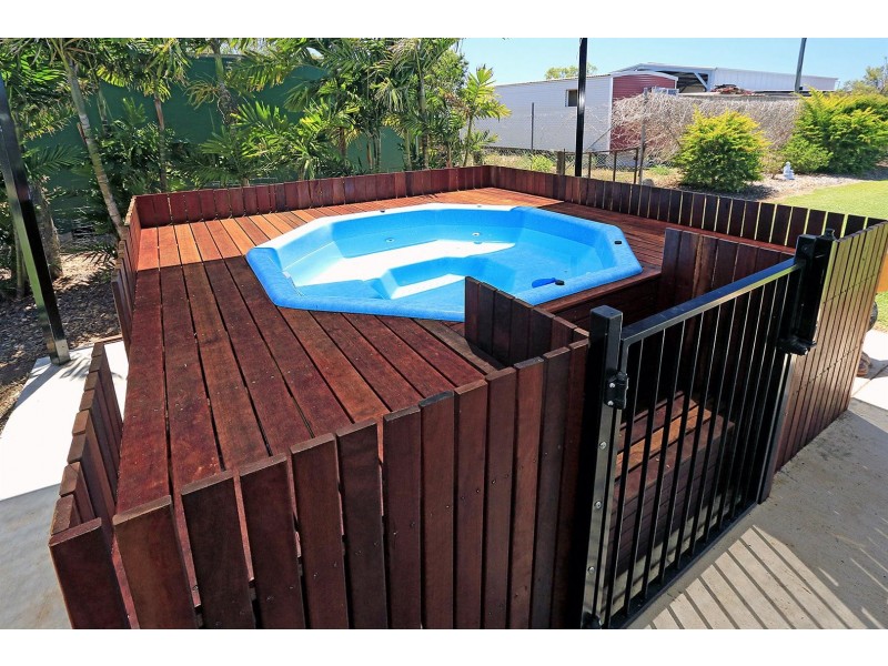 19 Janay Road, Kabra QLD 4702
