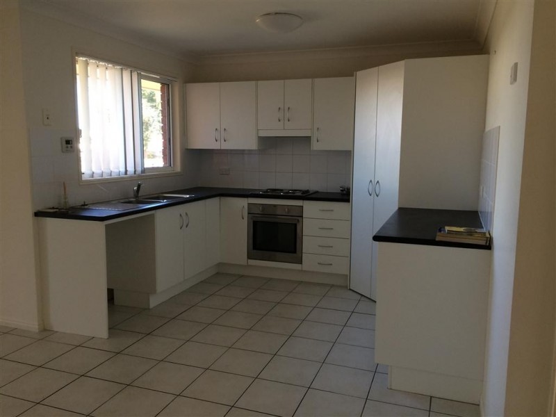 13 Riley Drive, Gracemere QLD 4702