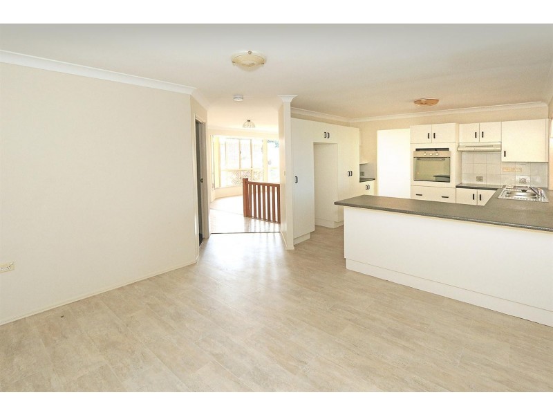 4 Esme Place, Gracemere QLD 4702