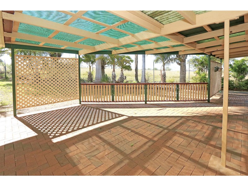 4 Esme Place, Gracemere QLD 4702