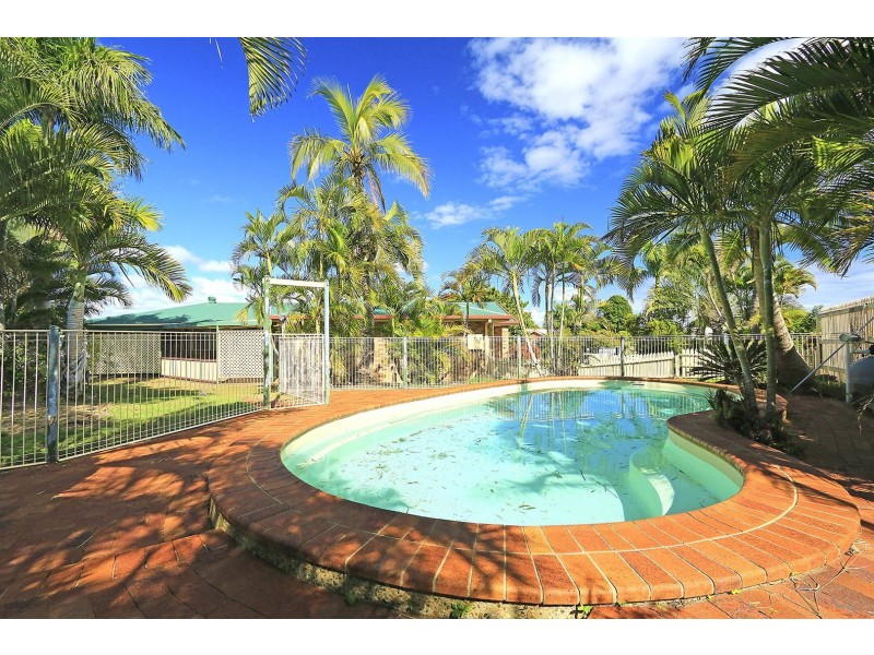 4 Esme Place, Gracemere QLD 4702