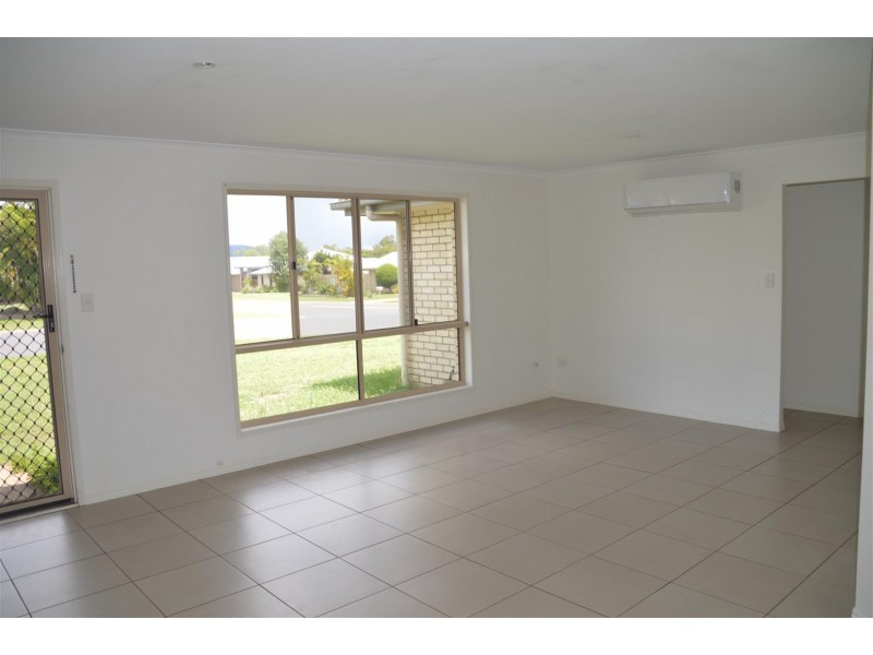 2 Corella Drive, Gracemere QLD 4702