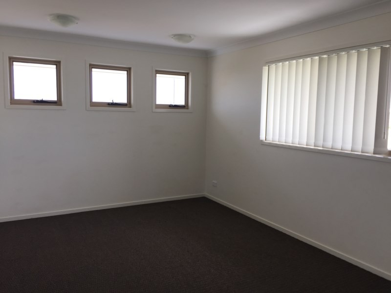 30 Koolamarra Drive, Gracemere QLD 4702