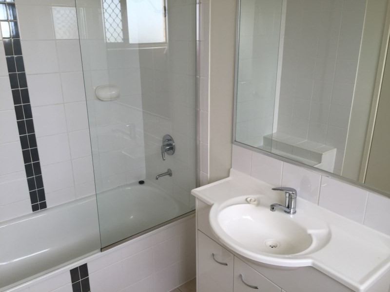 30 Koolamarra Drive, Gracemere QLD 4702