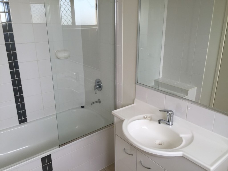 30 Koolamarra Drive, Gracemere QLD 4702