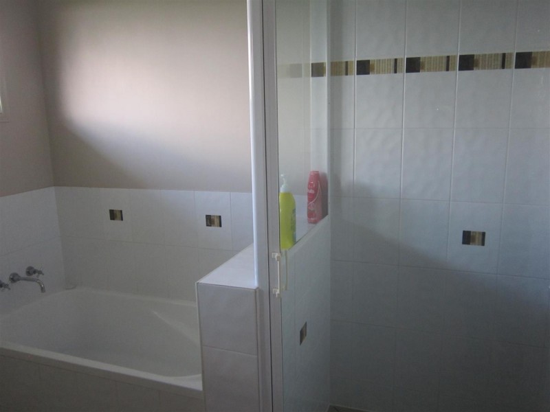 5 Isabel Court, Gracemere QLD 4702