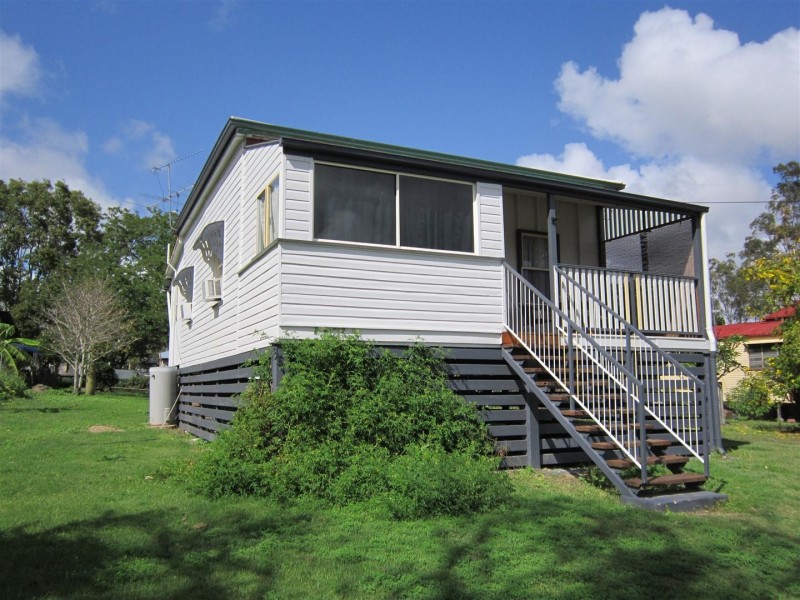 56 Hall Street South, Mount Morgan QLD 4714