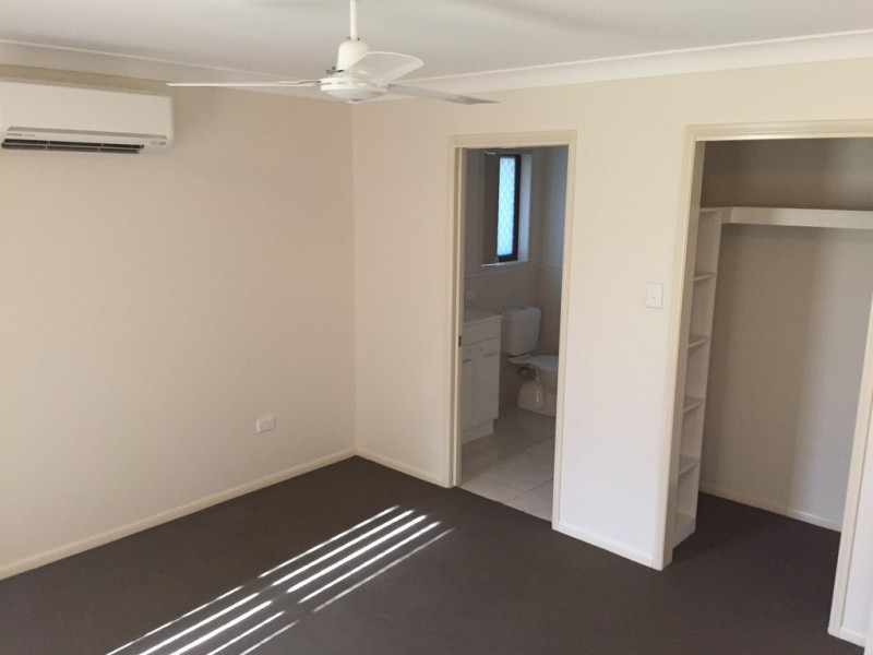 33 Jamie Crescent, Gracemere QLD 4702