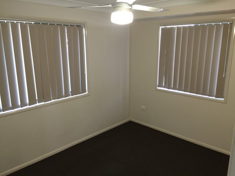 33 Jamie Crescent, Gracemere QLD 4702