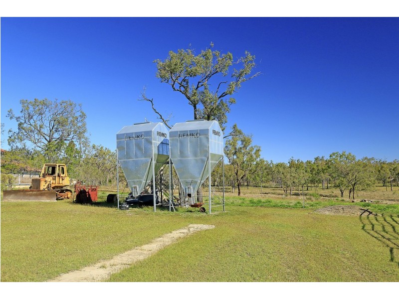 4271 ‘Huxham’ Capricorn Highway, Westwood QLD 4702