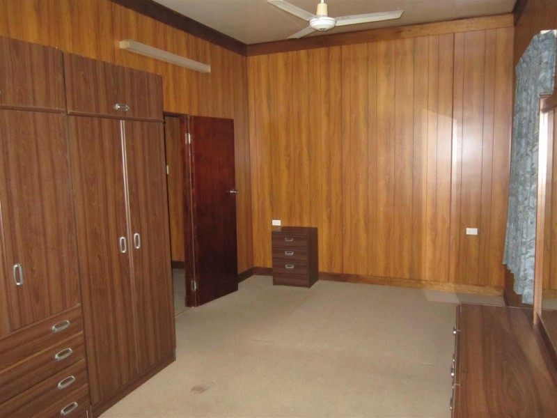 75 James Street, Mount Morgan QLD 4714