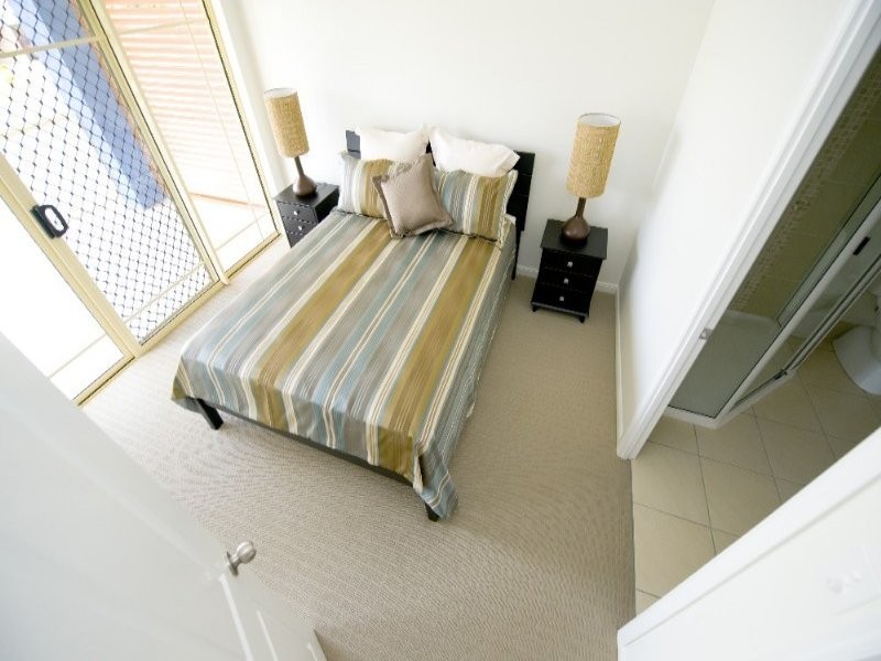 1/200 Denham Street, Allenstown QLD 4700