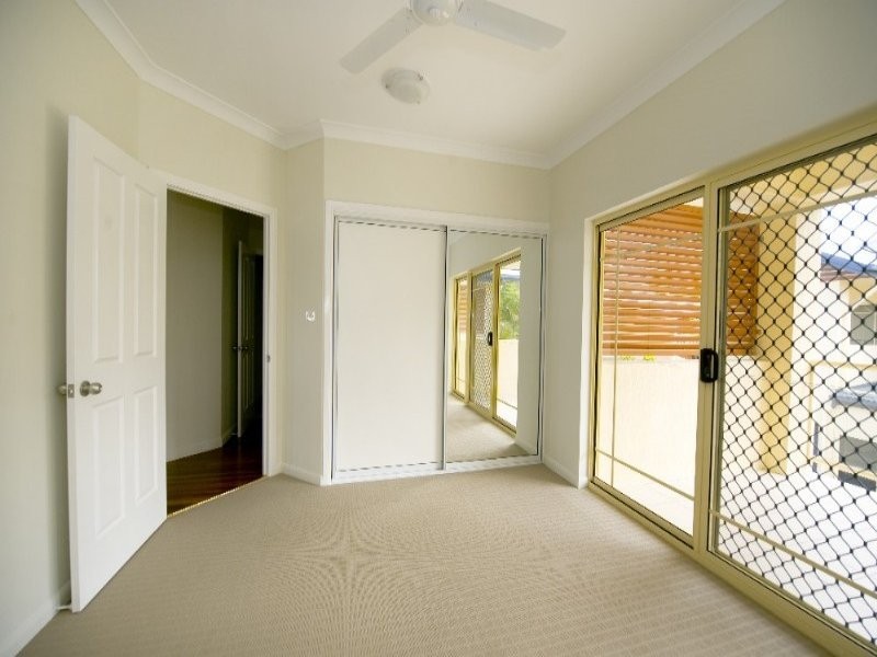 4/200 Denham Street, Allenstown QLD 4700