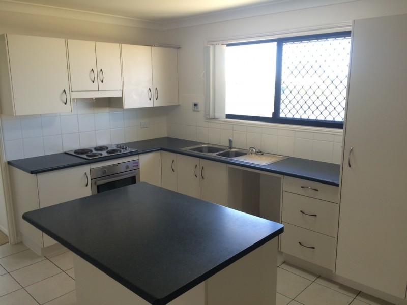 1 Riley Drive, Gracemere QLD 4702