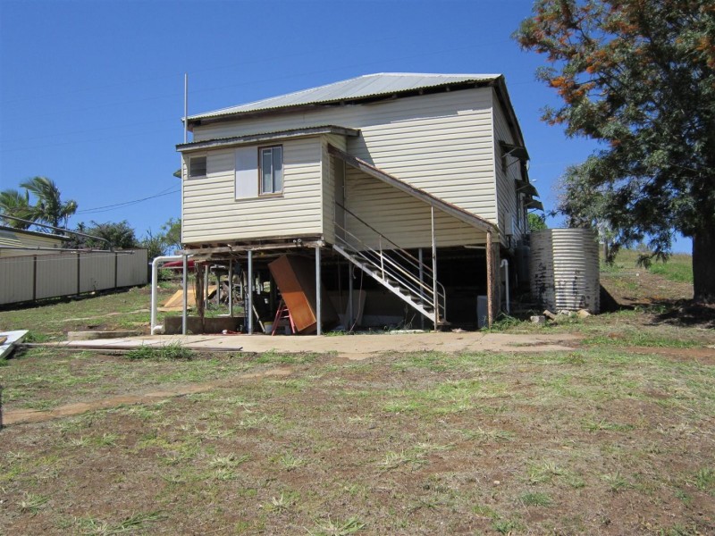 59 Dee Street, Mount Morgan QLD 4714