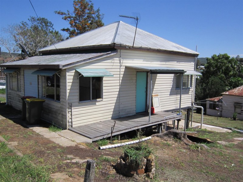 59 Dee Street, Mount Morgan QLD 4714