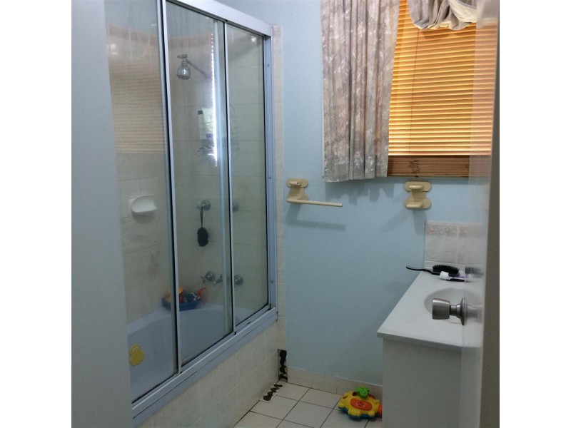 56 Donovan Crescent, Gracemere QLD 4702