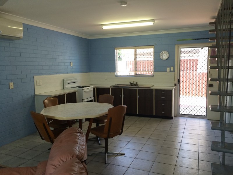 1/392 Perrier Avenue, Frenchville QLD 4701